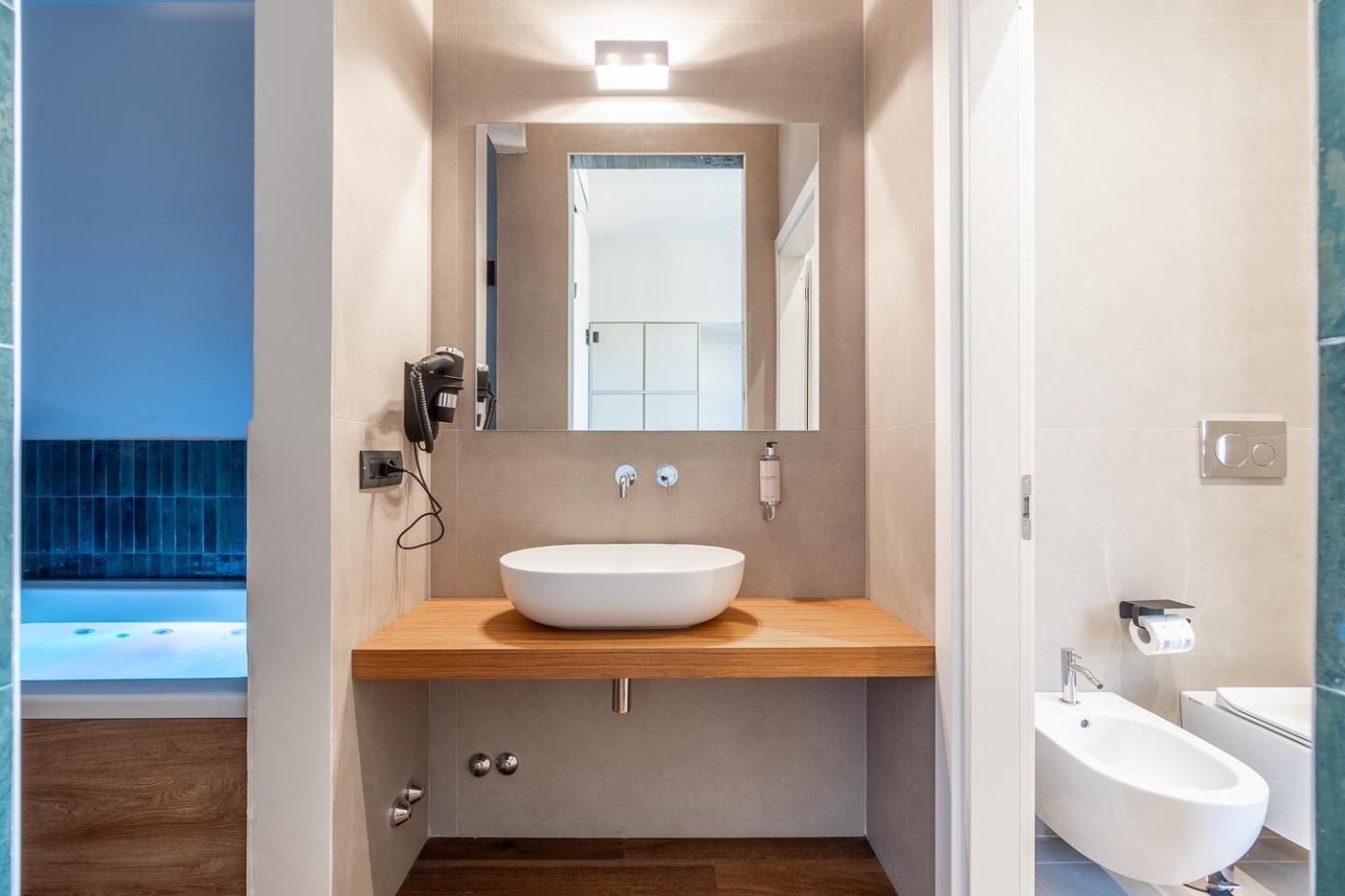 Palazzo Italia Suites Bari Exterior photo