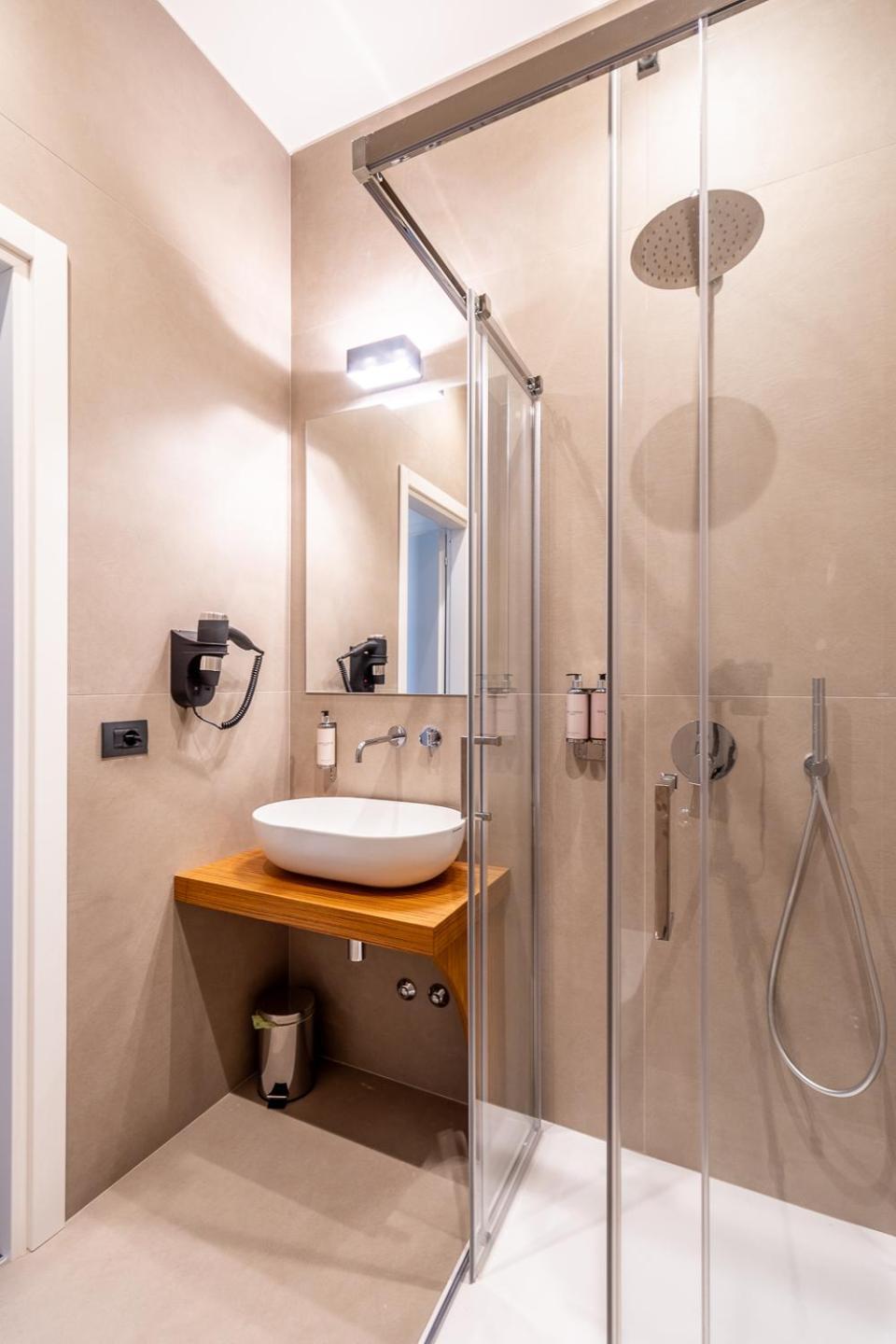 Palazzo Italia Suites Bari Exterior photo